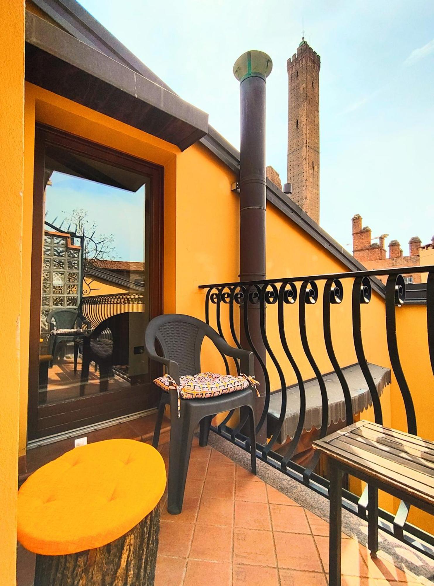 Yawhome B&B Bologna Exteriör bild