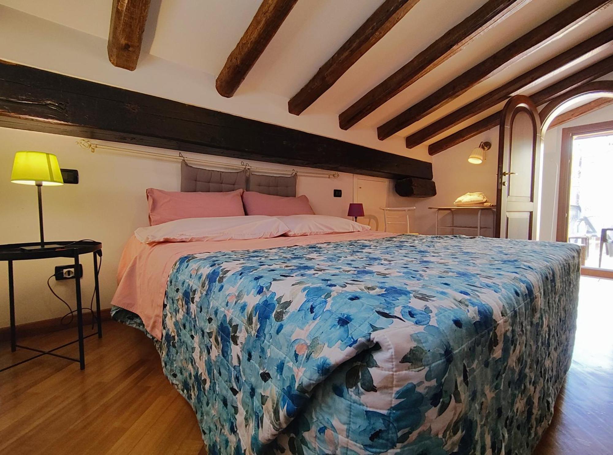 Yawhome B&B Bologna Exteriör bild