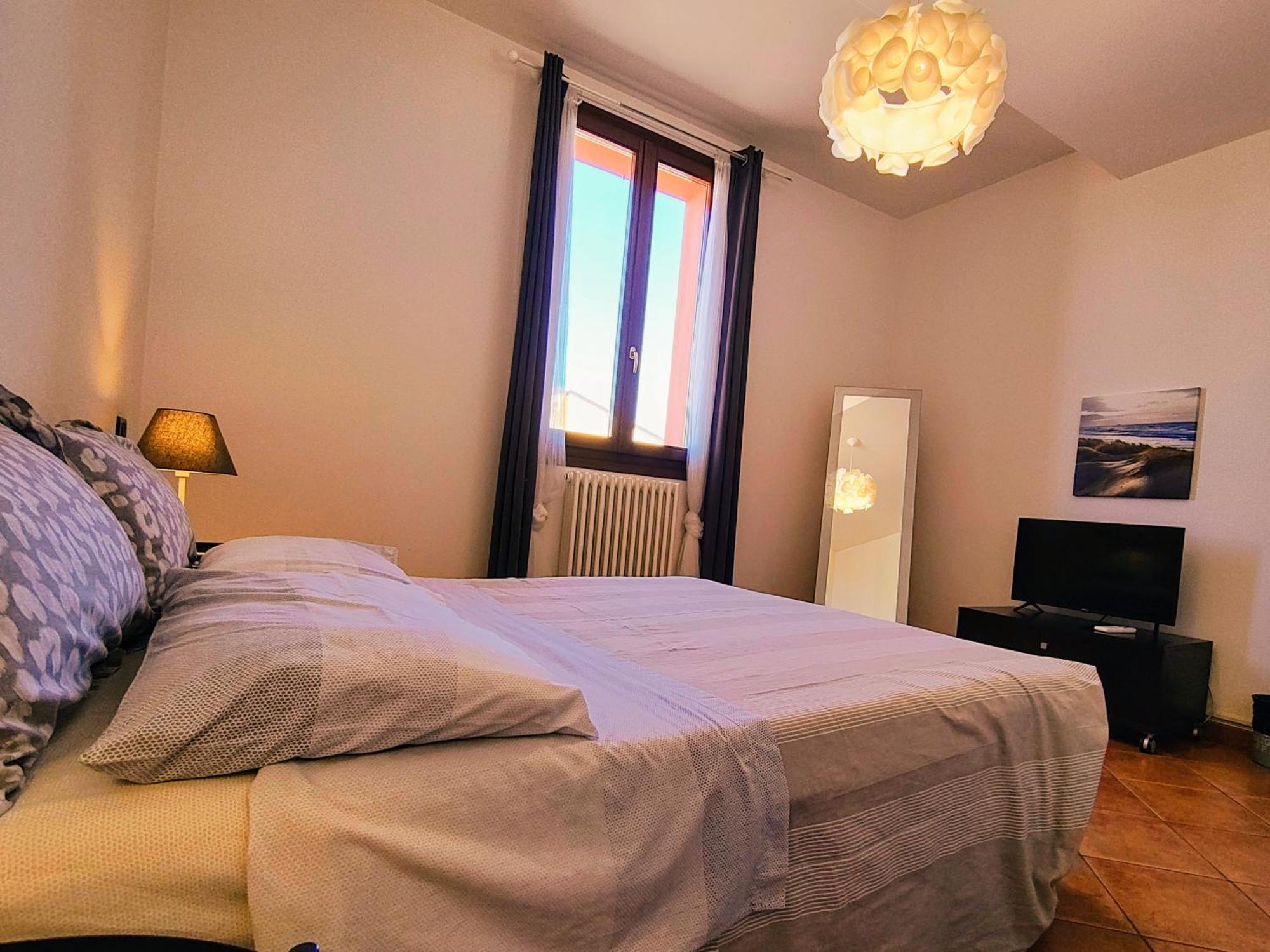 Yawhome B&B Bologna Exteriör bild