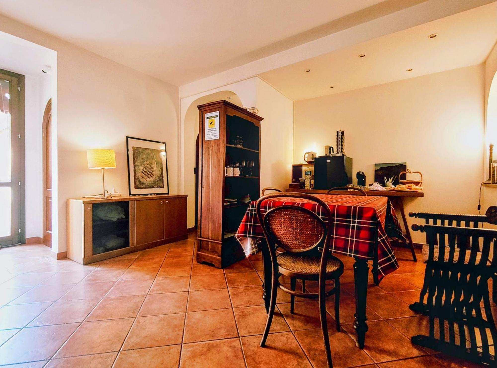 Yawhome B&B Bologna Exteriör bild